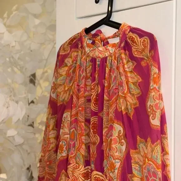 NWT High Neck Pink and Orange Paisley Pleated Open Back Maxi Dress Size XL